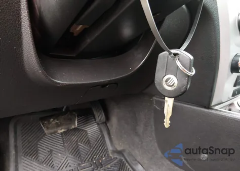 2010 Mercury Milan Premier z USA, uszkodzony, nr VIN 3MEHM0CG8AR613046